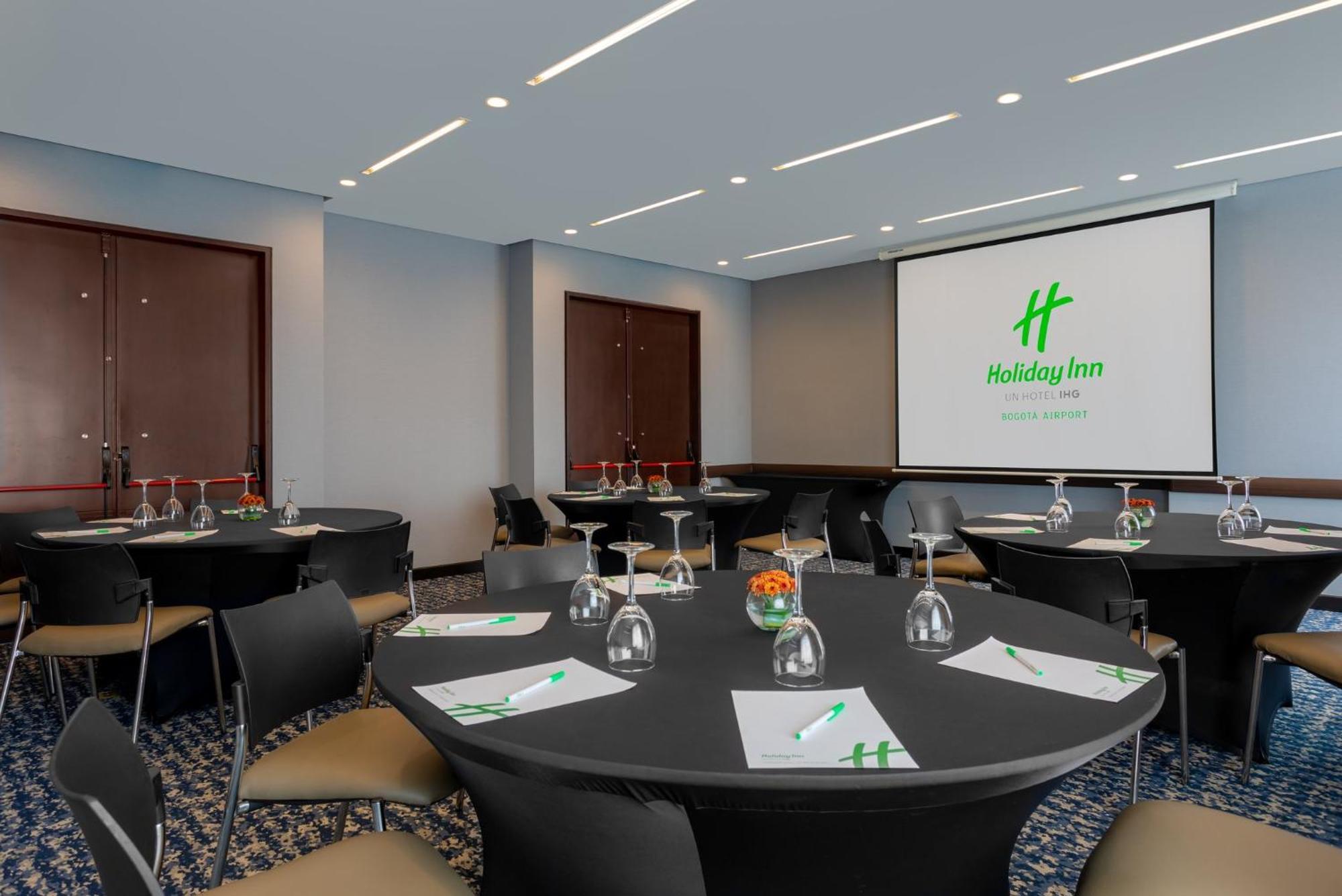 Holiday Inn Bogota Airport By Ihg Zewnętrze zdjęcie